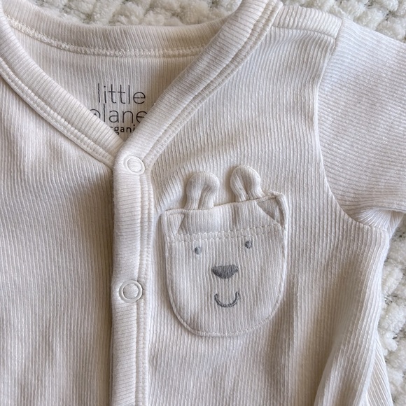 Carter pj - Picture 2 of 3